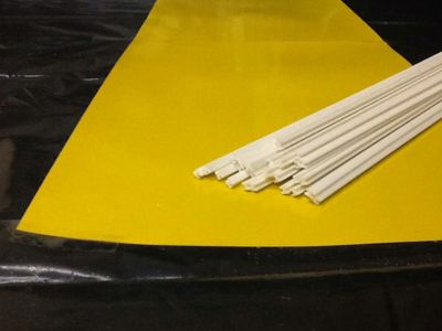 Produtos em Destaque: VARETA PVC FORMATO H P/ ENCAIXAR 1,5mm X 1000mm PCT C/ 10  cor natural