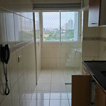 Locação Apartamento R$ 2.500,00 Socorro 2 dormitórios, sala, cozinha, banheiro, 1 vaga de garagem