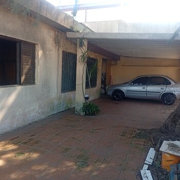 Casa 100% térrea isolada R$ 699.000,00 Cidade Dutra - aceita financiamento 