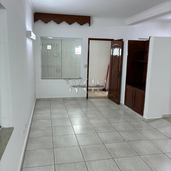 SOBRADO AMPLO E VERSÁTIL PARA LOCAÇÃO – RESIDENCIAL OU COMERCIAL – CIDADE DUTRA